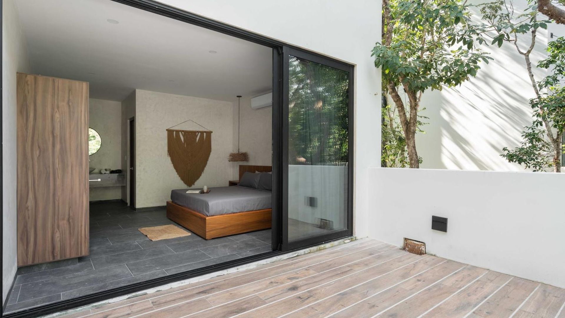 Twelve O'clock - Luxury Tulum