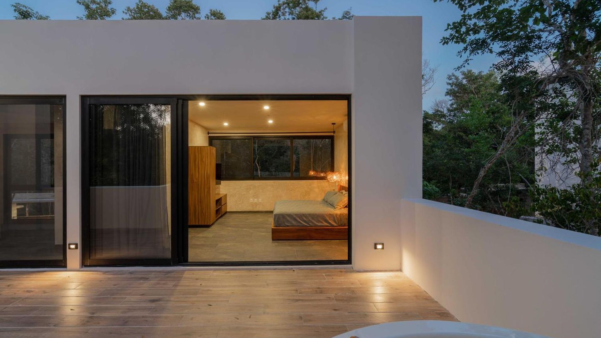 Villa Twelve O'clock - Luxury