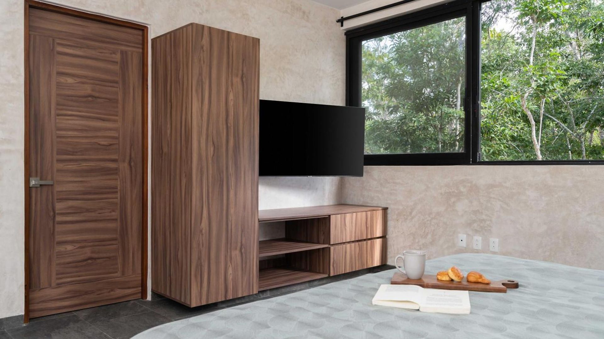 Twelve O'clock - Luxury Villa *