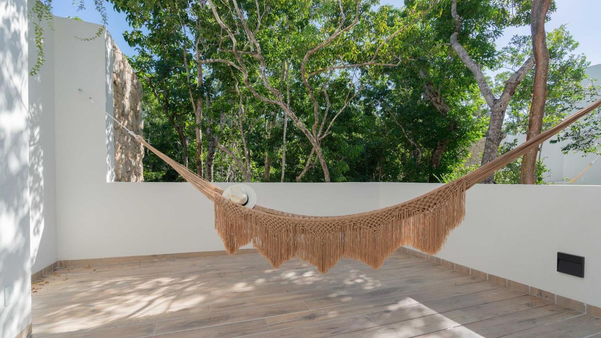 Twelve O'clock - Luxury Villa *