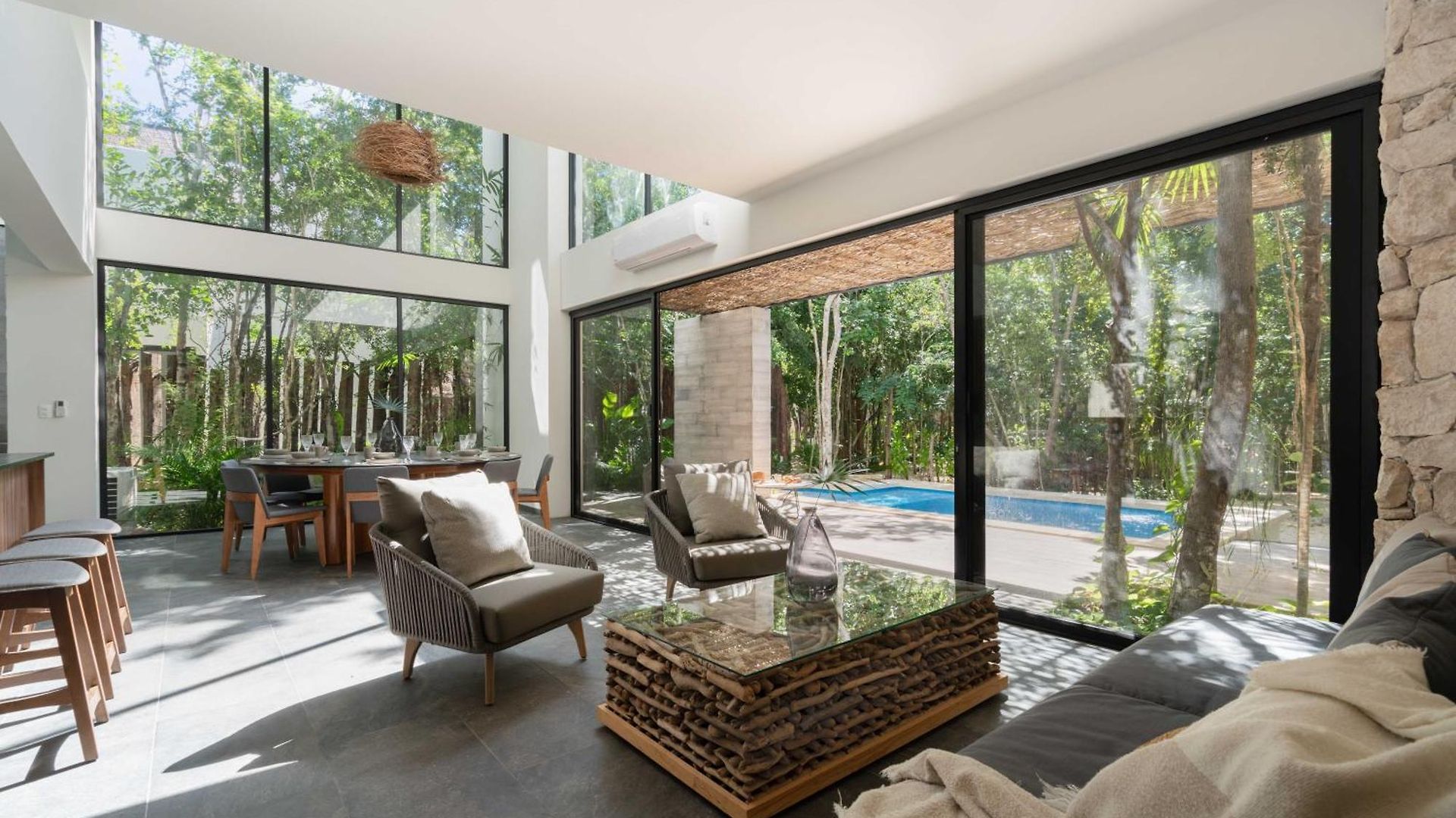 Twelve O'clock - Luxury Tulum