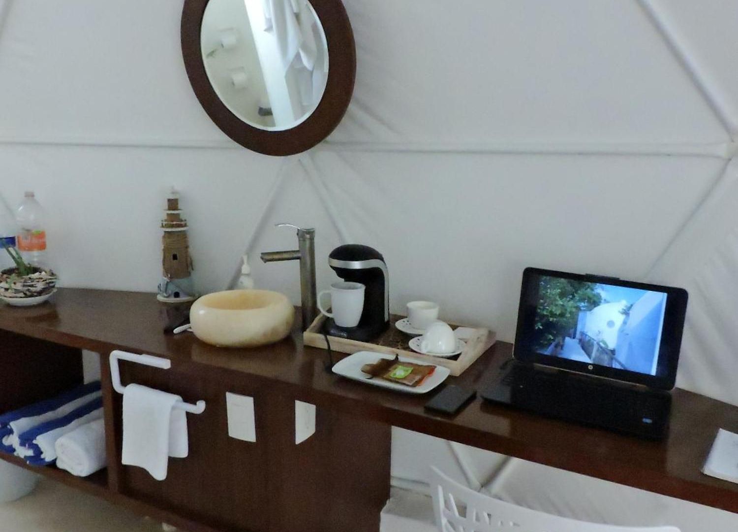 Cozy Near The Beach, Party Zone Luxury tent Tulum