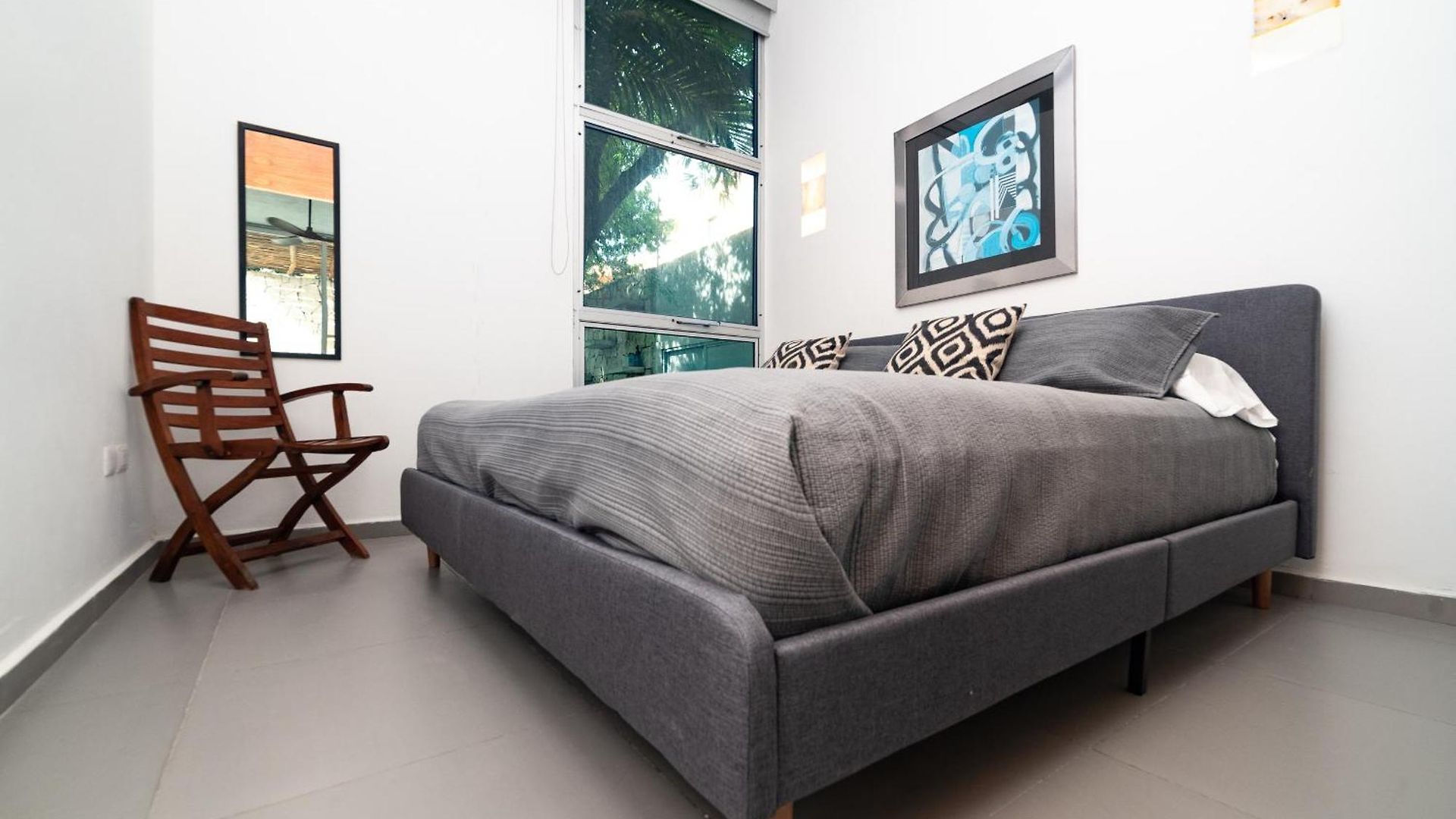 Apartamento Relaxing 2 Bedroom In The Center Of With Private Pool And Terrace