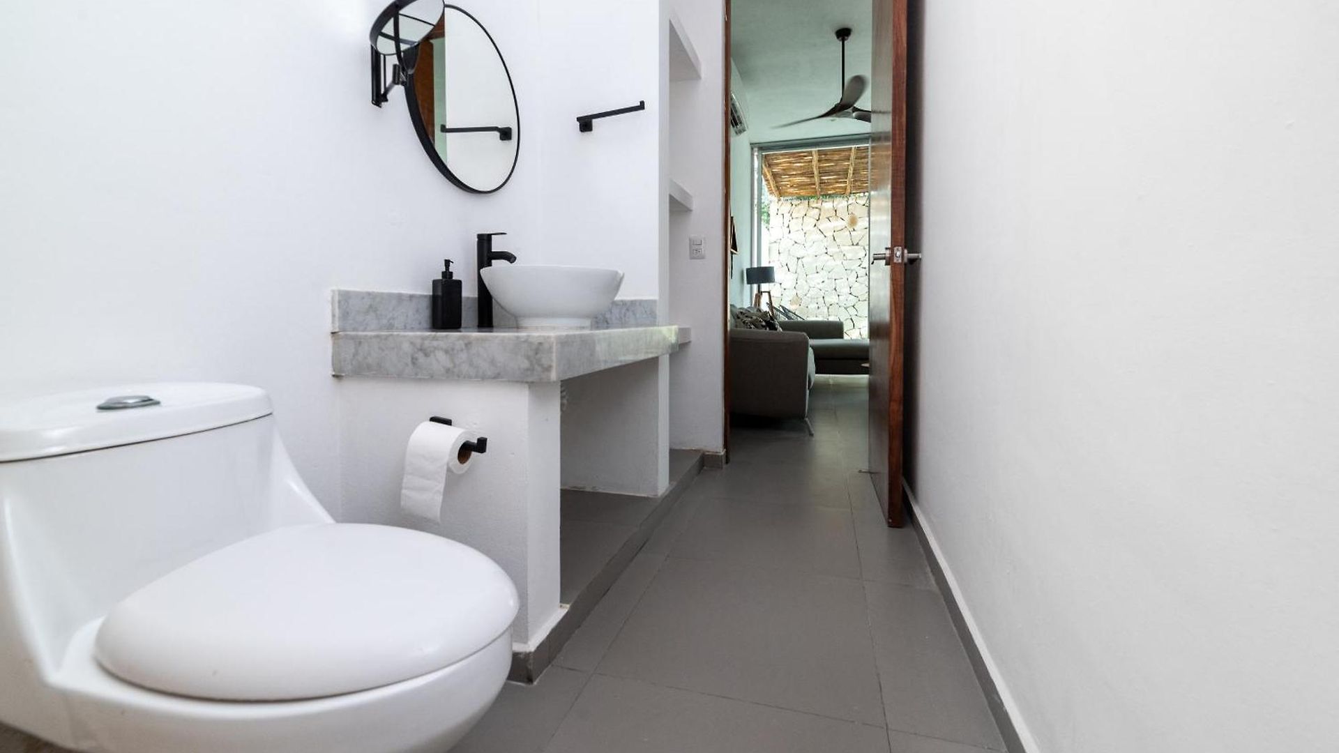 Relaxing 2 Bedroom In The Center Of With Private Pool And Terrace Apartamento