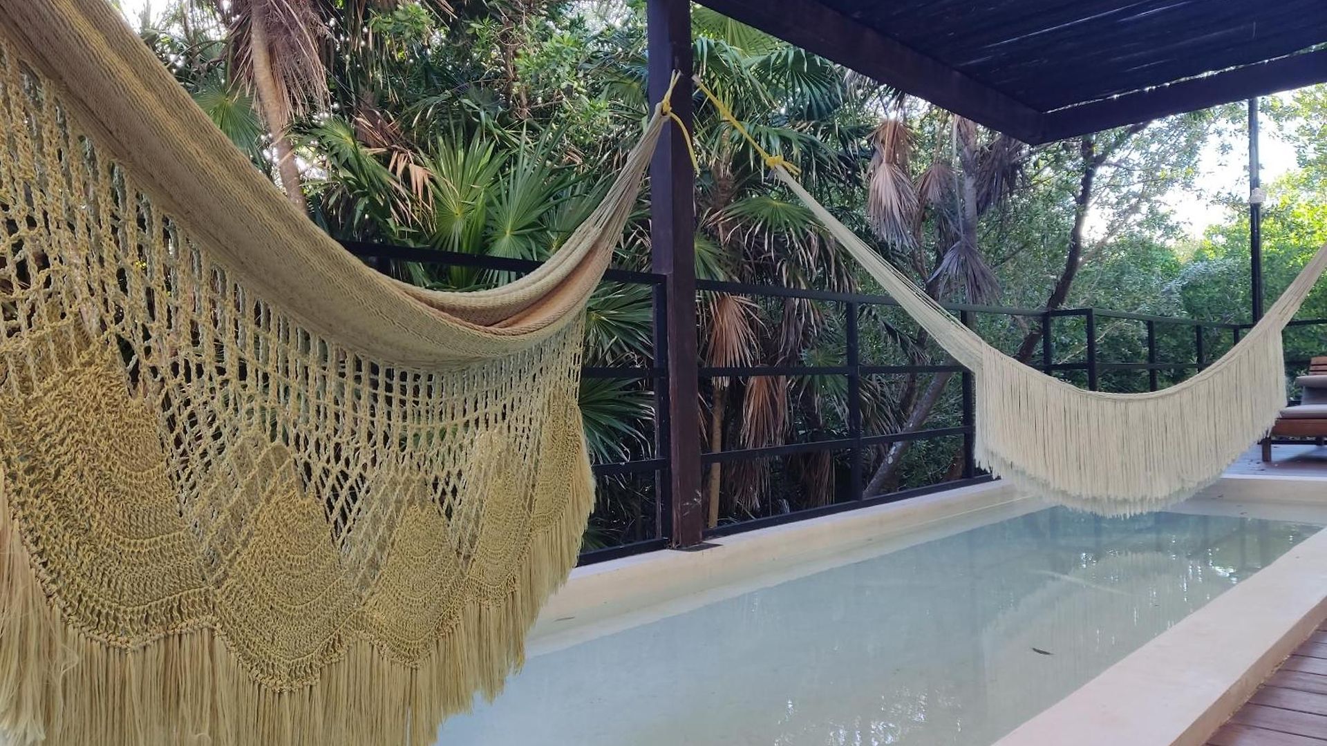 Luxury Romantic Getaway - 1 Bedroom - Steps From The - Bahia Tankah *