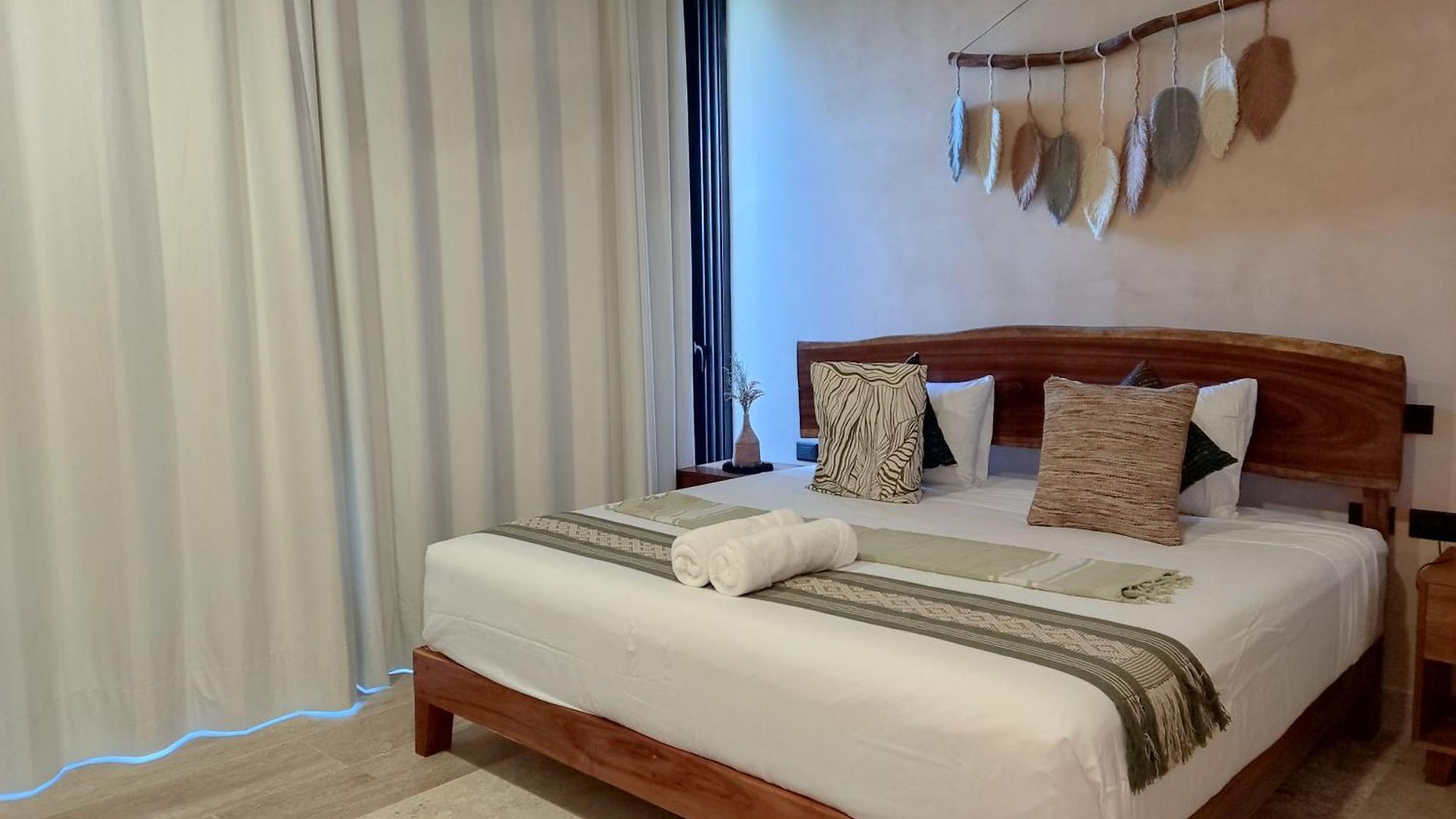 Apartment Luxury Romantic Getaway - 1 Bedroom - Steps From The - Bahia Tankah