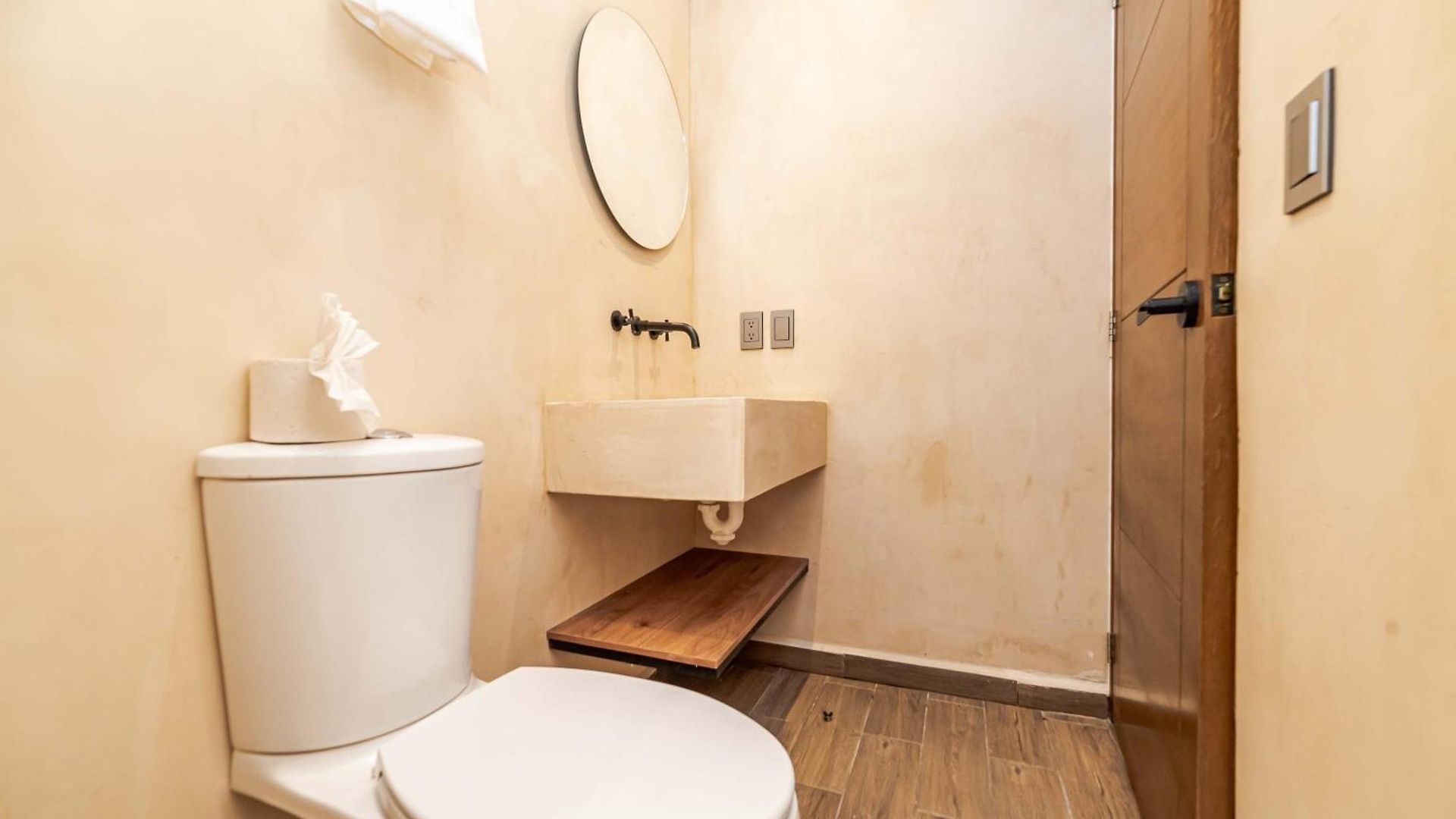 The Teodoro Apartahotel 4*