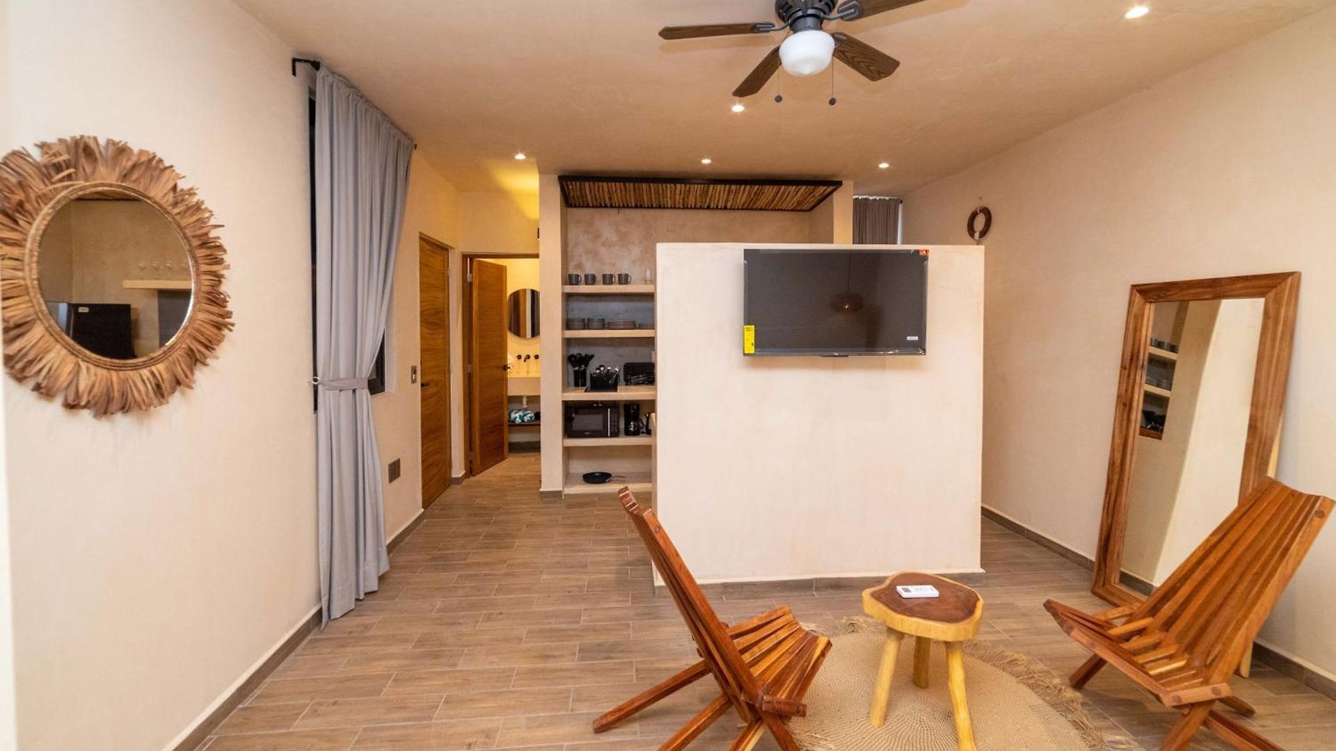 The Teodoro Apartahotel