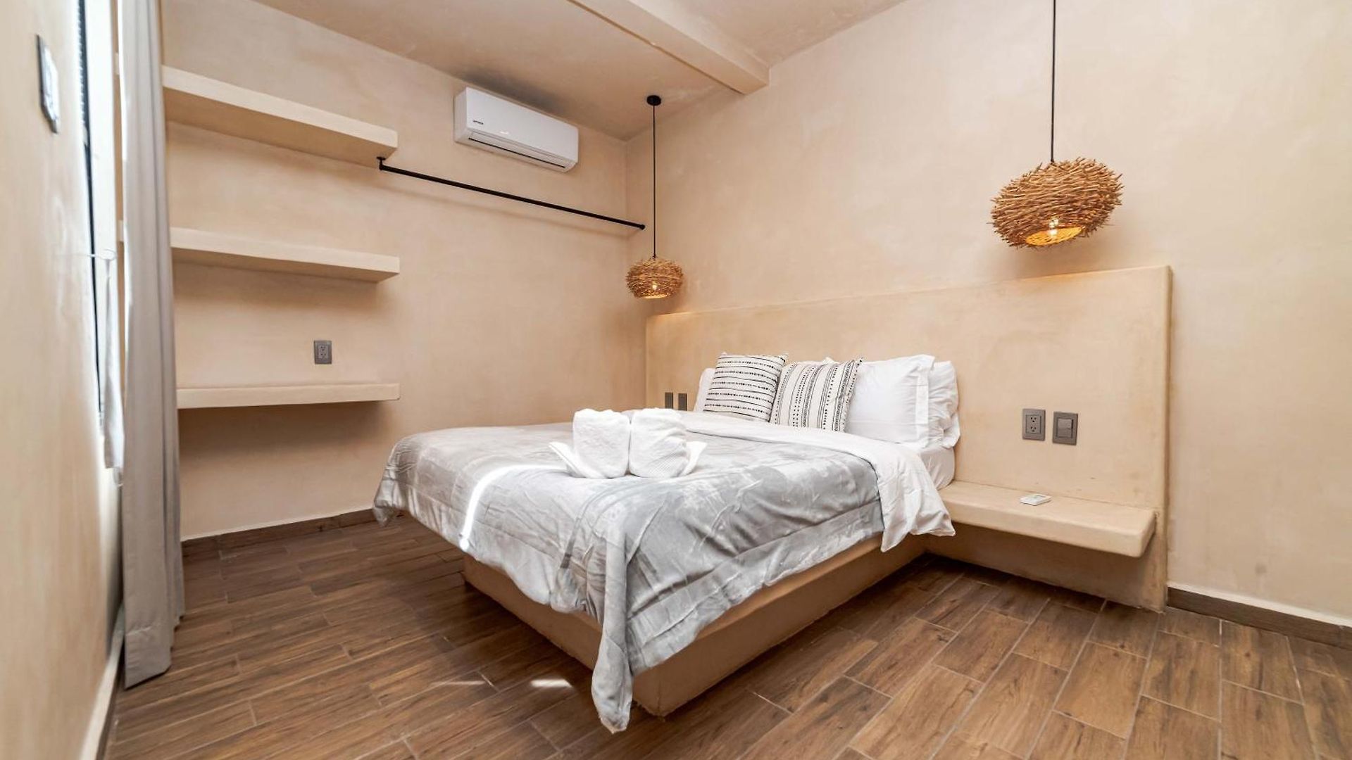 Apartahotel The Teodoro 4*