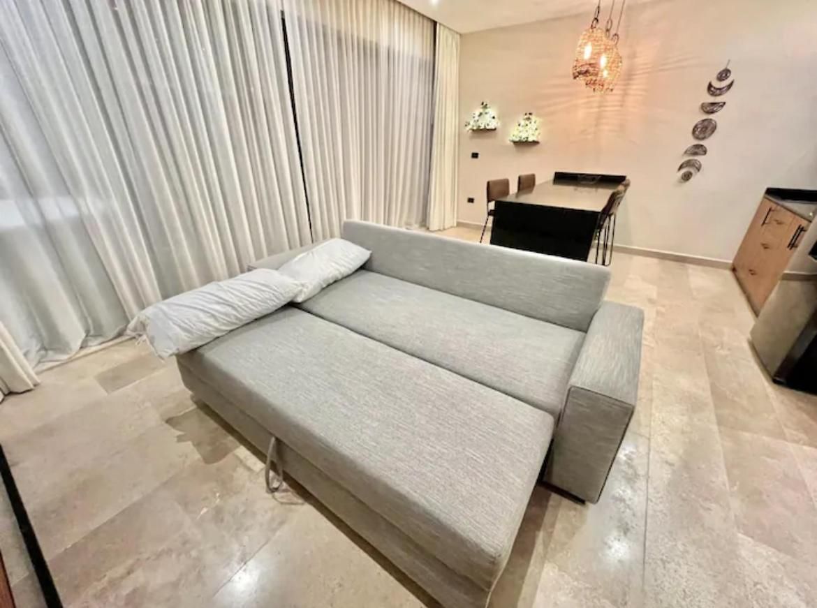 Sky K104 Hotel 5*