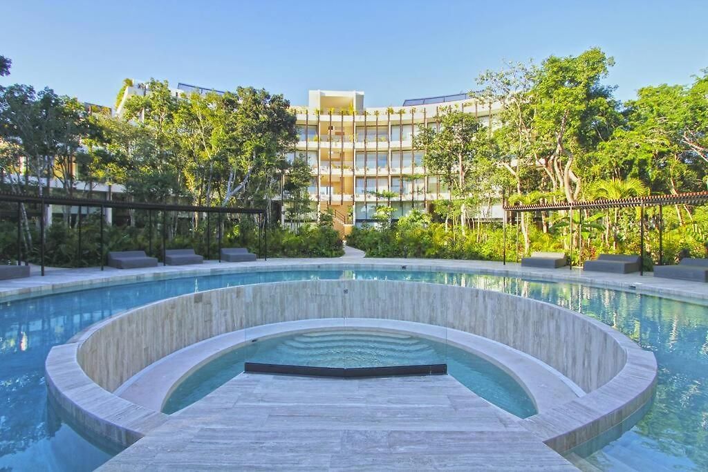 Luxury Jungle Loft, 7 Pools, Rooftop Panoramic View, Shuttle, Fast Wifi * Tulum