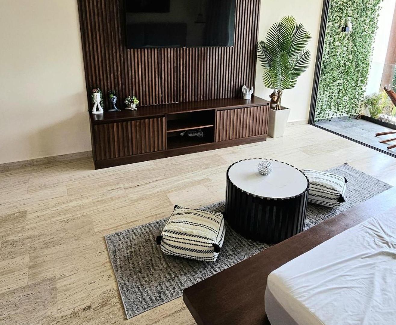 Temple Paradise Luxury 6 Min From