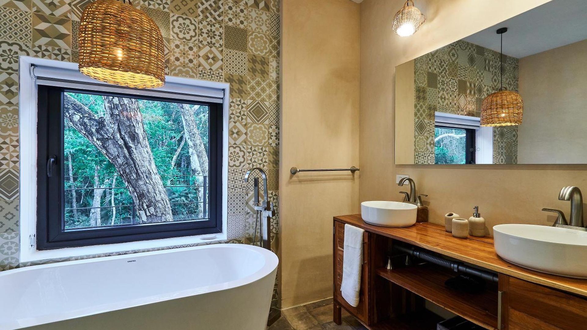 Tortuga Lux 4 Bdr Big Garden*pool *cenote Tulum