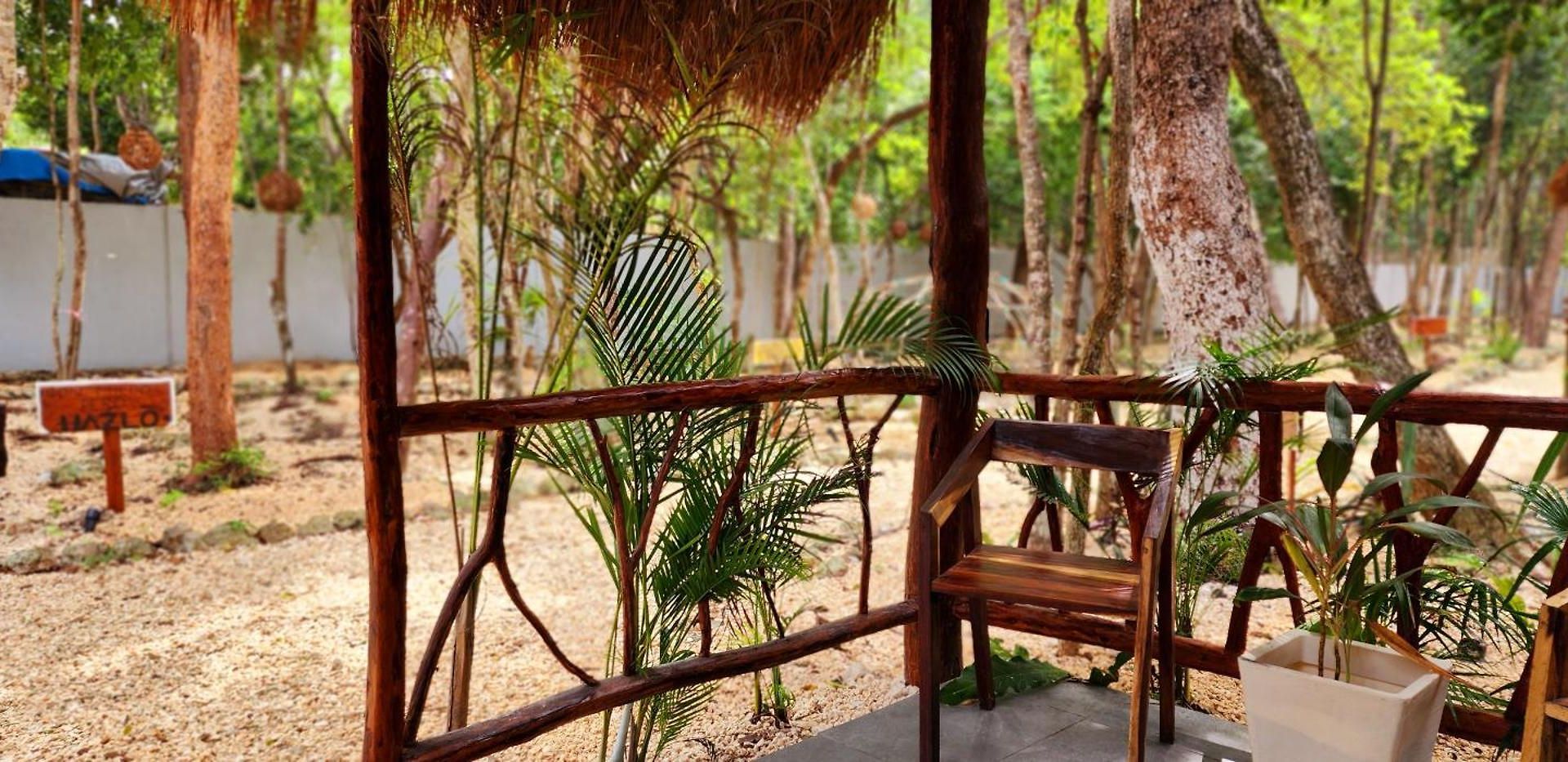Jungle Deluxe Kin Hotel *
