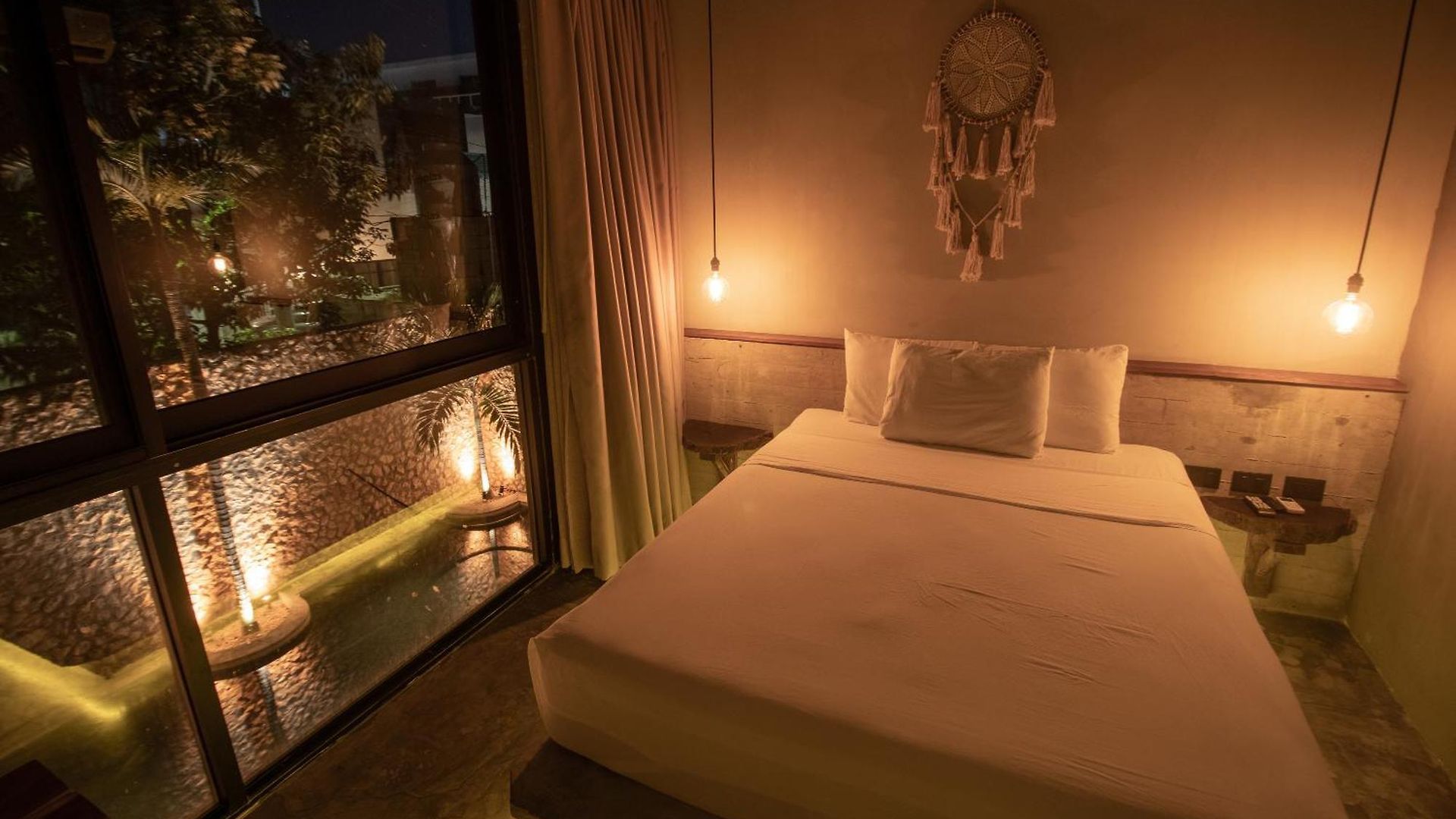 Bau Hotel