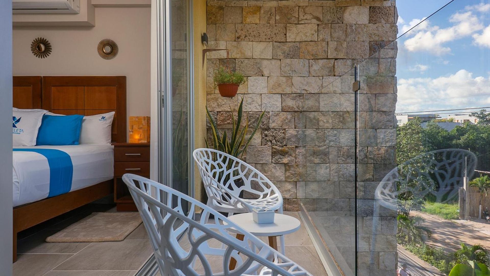 Blue Veleta Hotel