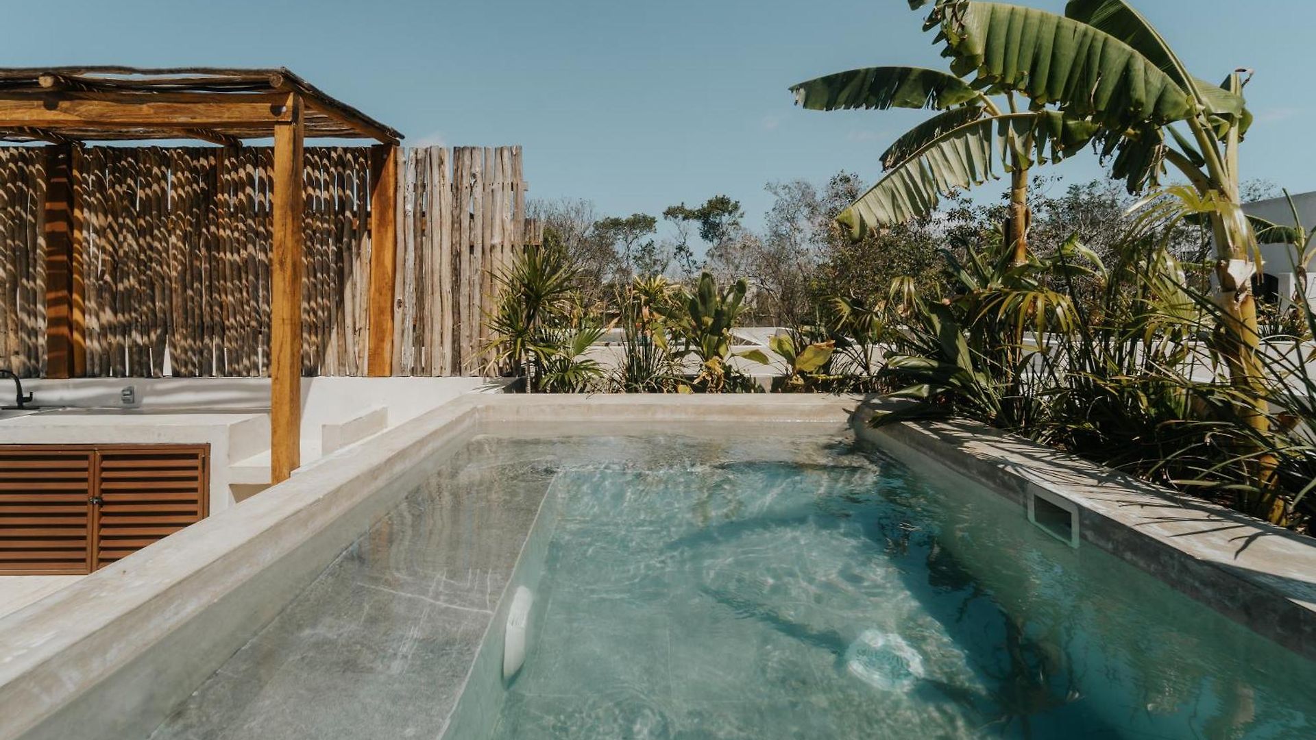 Torana As Seen On Hgtv Tropic Like It S Hot New Hit Show Villa Tulum
