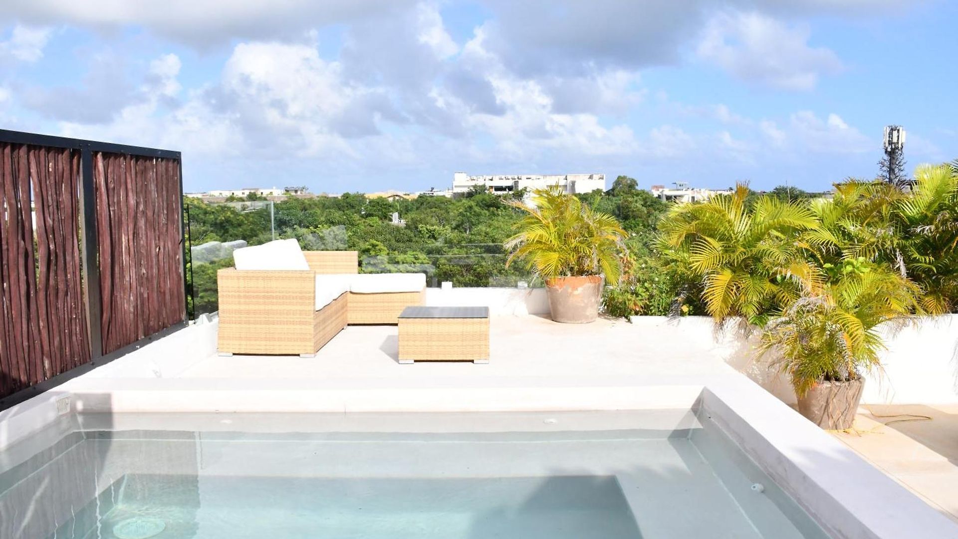Manor By The Spot * Tulum