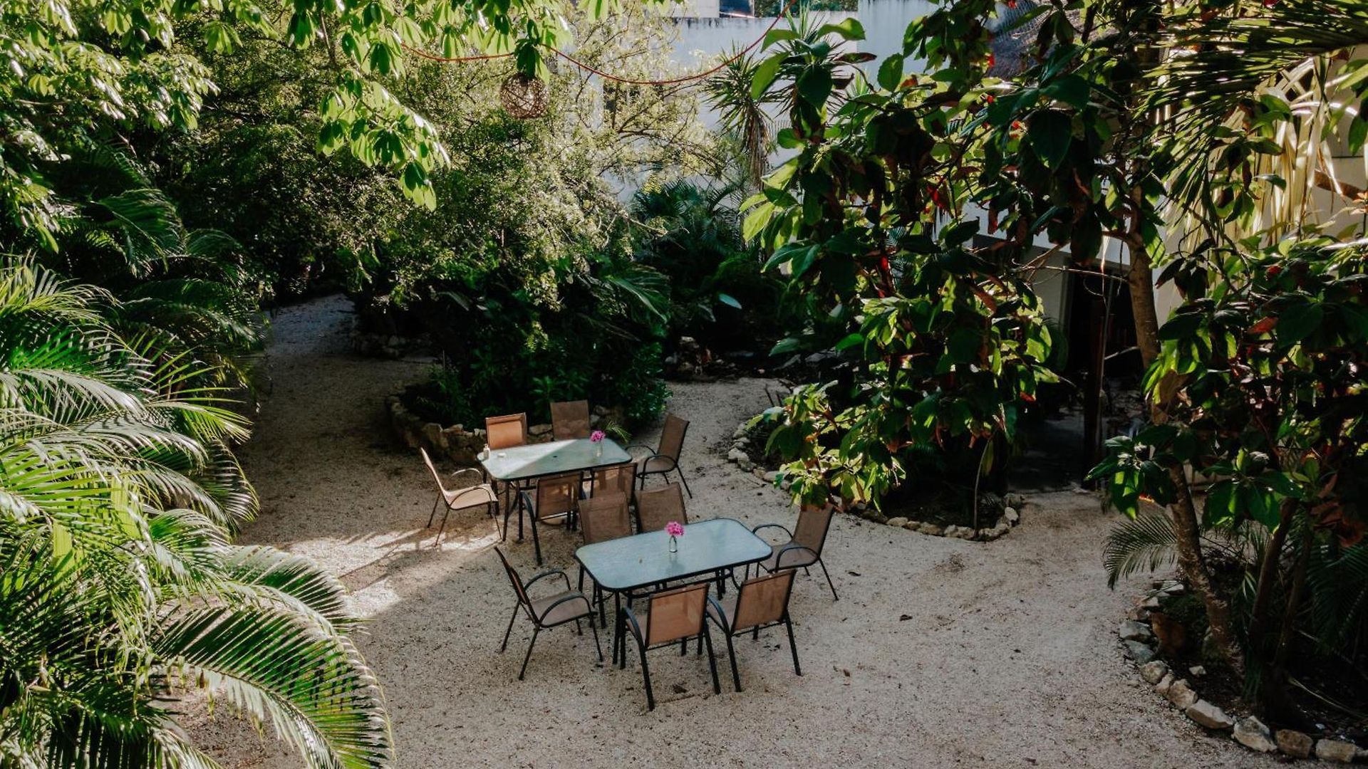 Icastico Hotel