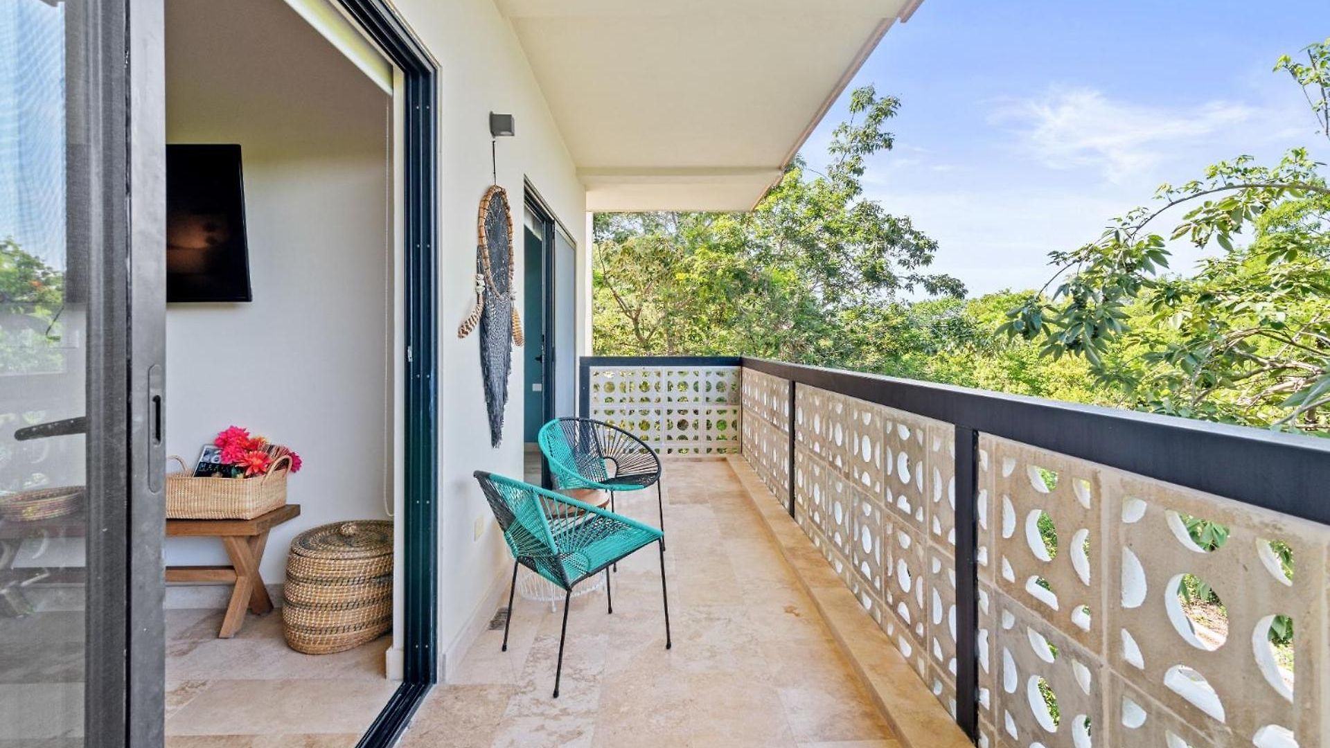 Luxurious Penthouse With Jungle View & Private Pool