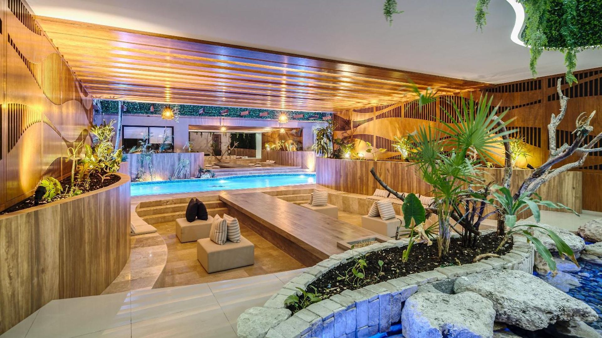 Fast-wifi Sunset With Rooftop And Pool Apartment *