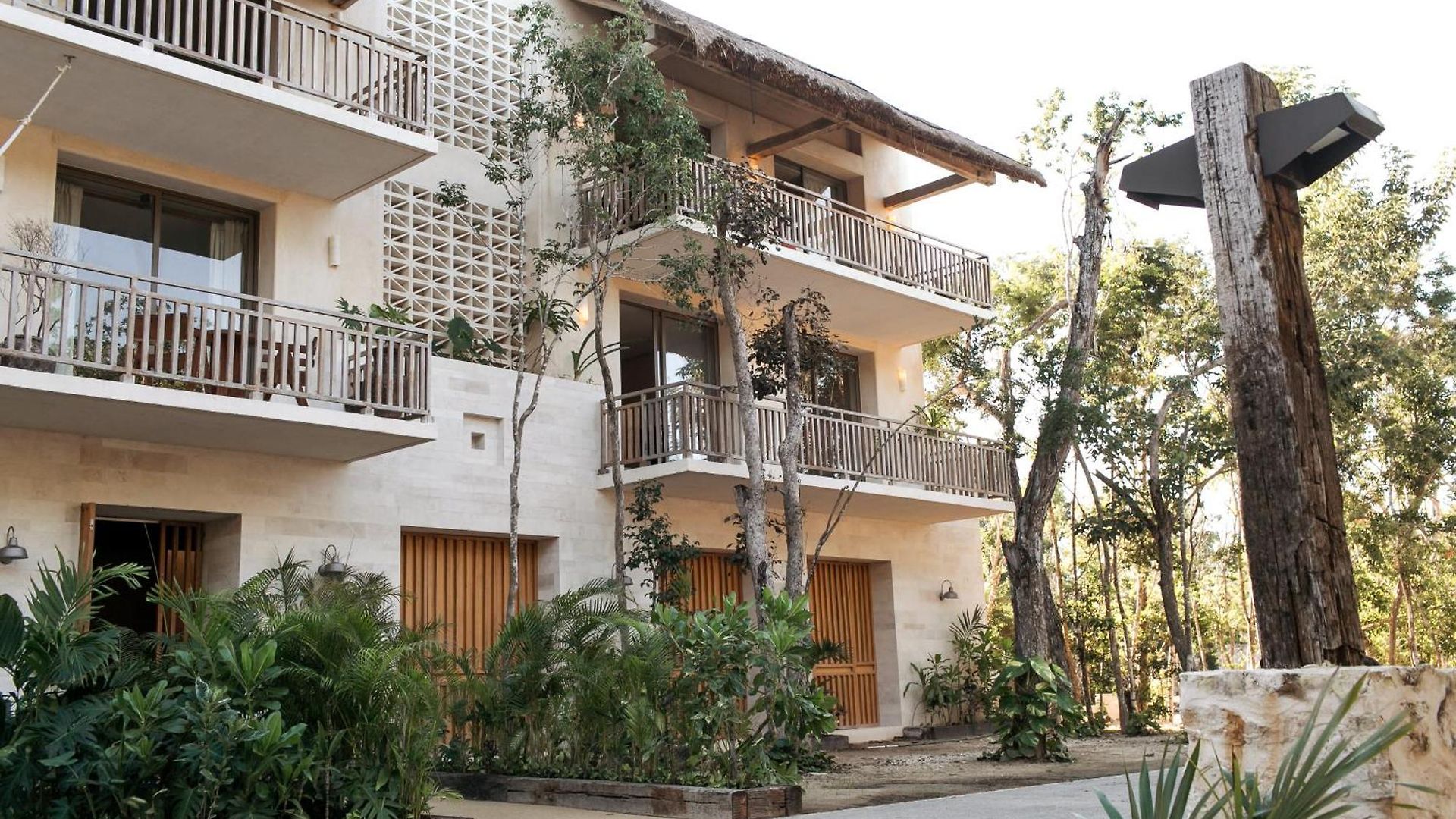 Lumina At Losantos * Tulum