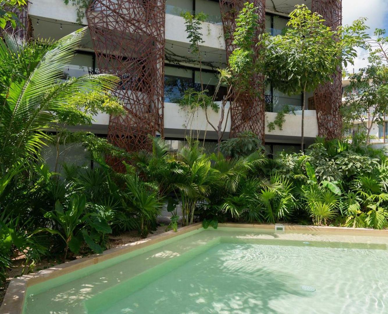 Hotel Jade