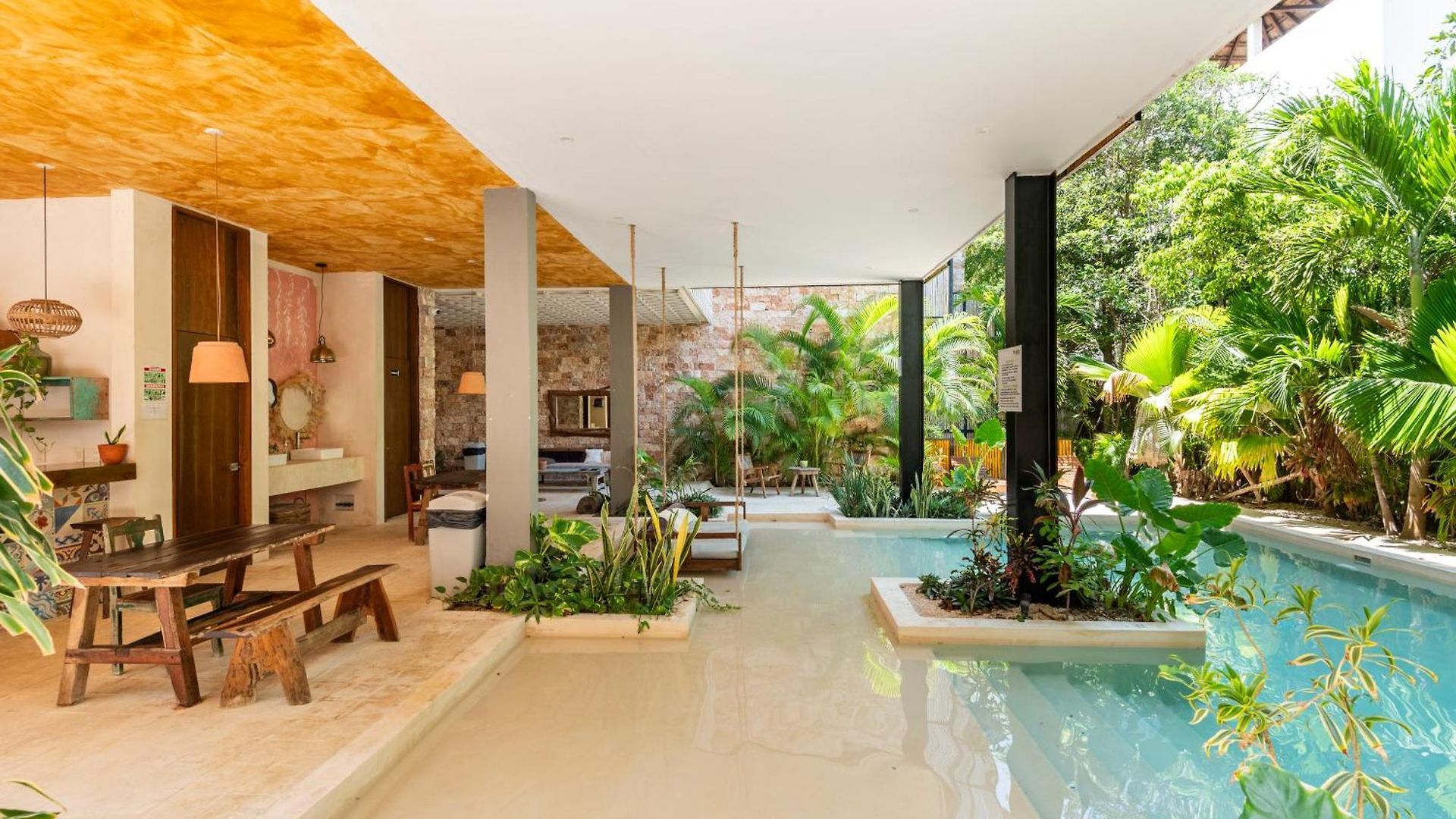 Manor By The Spot * Tulum