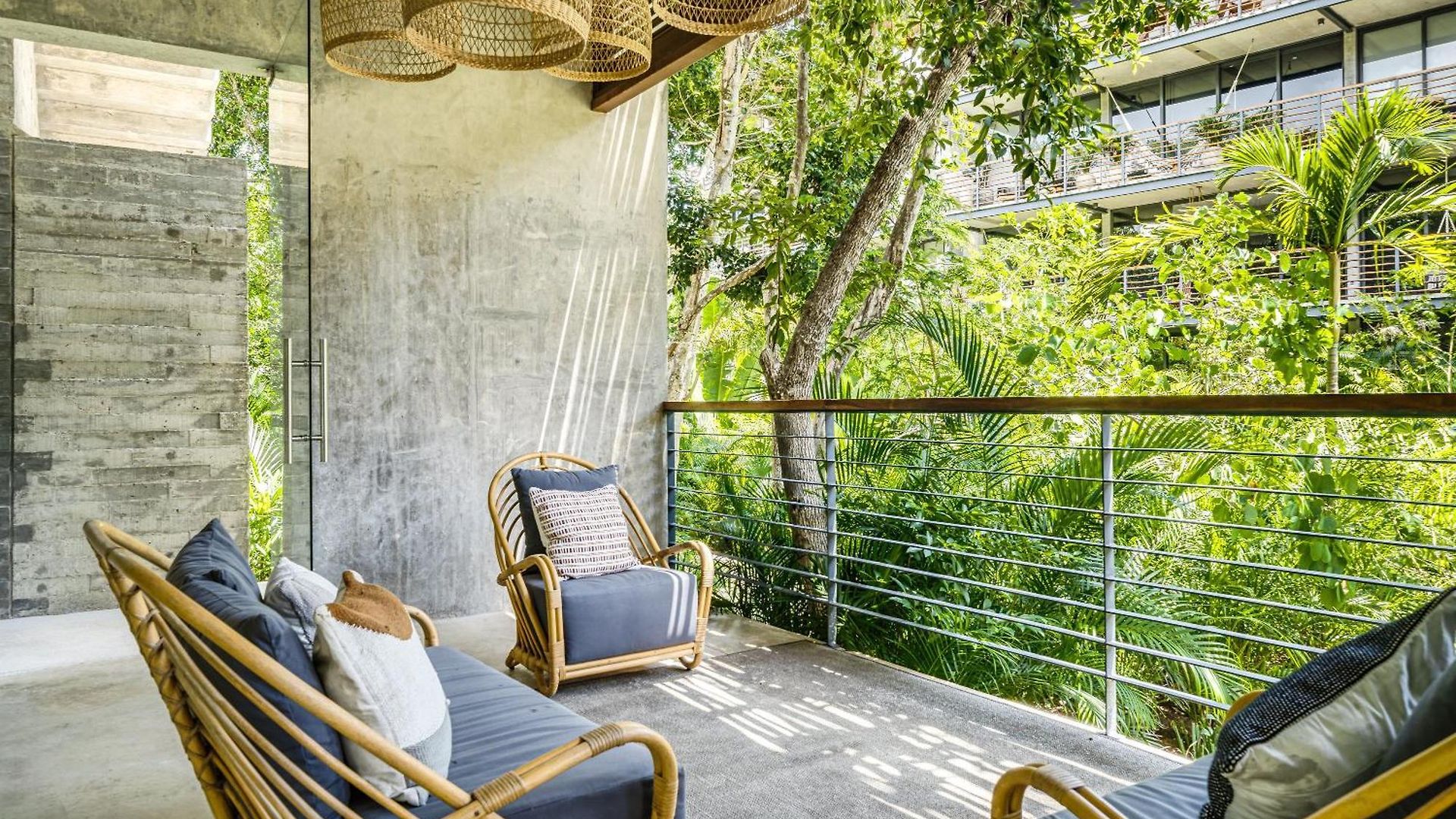 Divine 2br On Cenote Gym