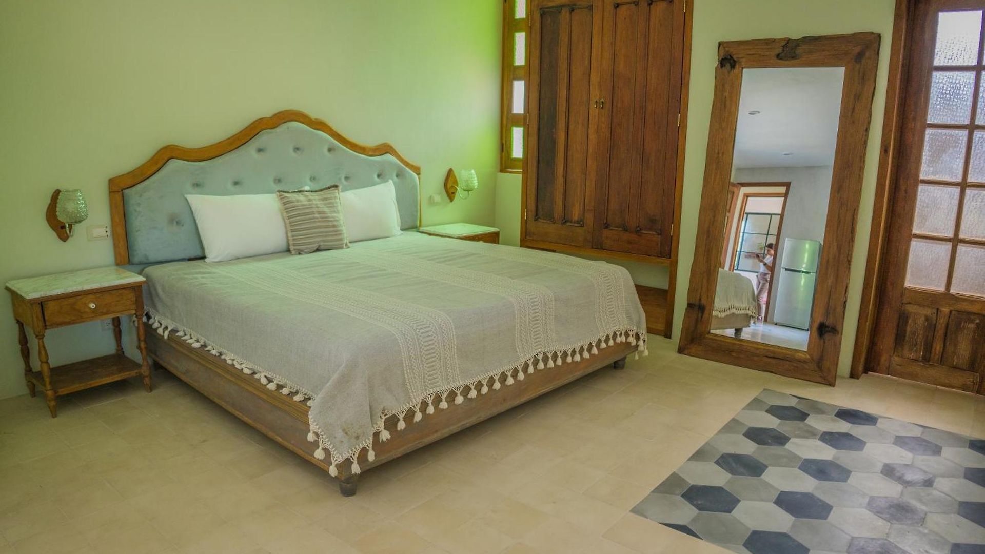 Hotel Xscapetulum 4*