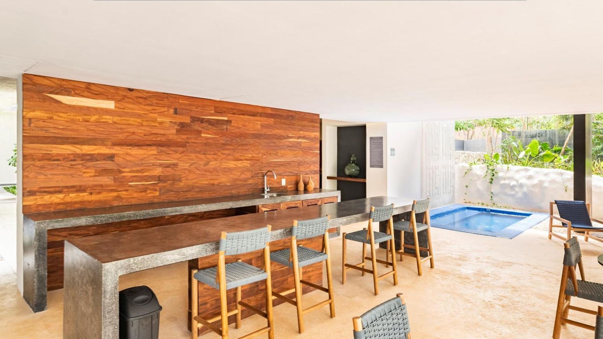 Iik Luxury By Spot Apartment