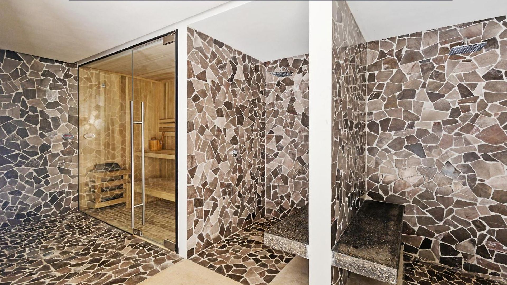 Iik Luxury By Spot Apartment