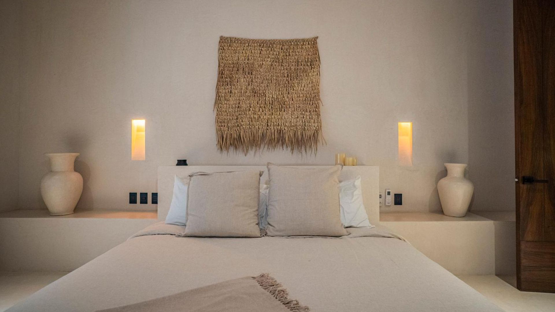 Namas Apartahotel 4*