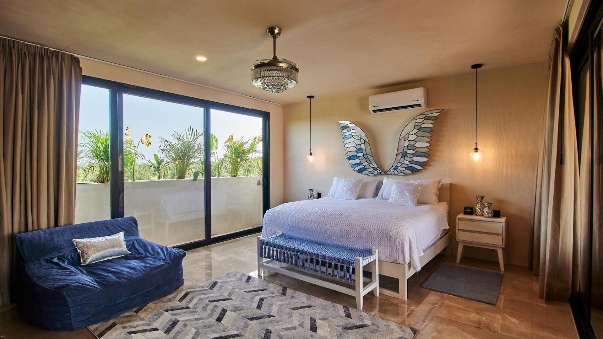 Spacious & Comfy Penthouse Oasis With Plunge Pool *