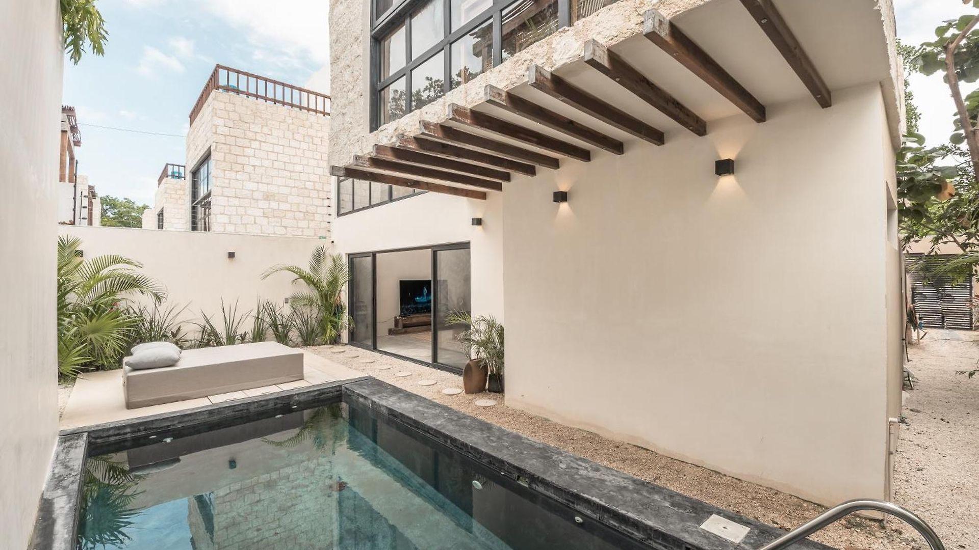 New Aura Jungle Getaway Tulum