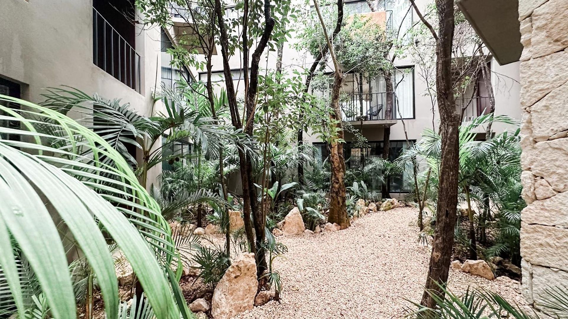 Vida Jungle Boho 14 With Special Fee To Access Bardo *