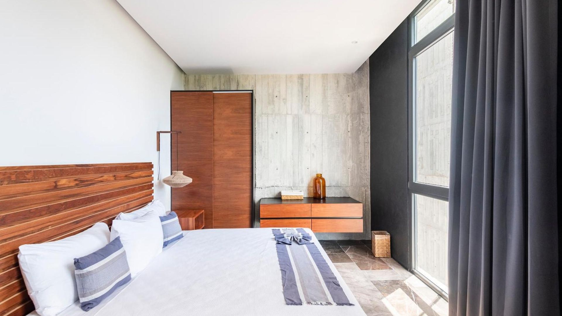 Iik Luxury Penthouses By Spot Apartment