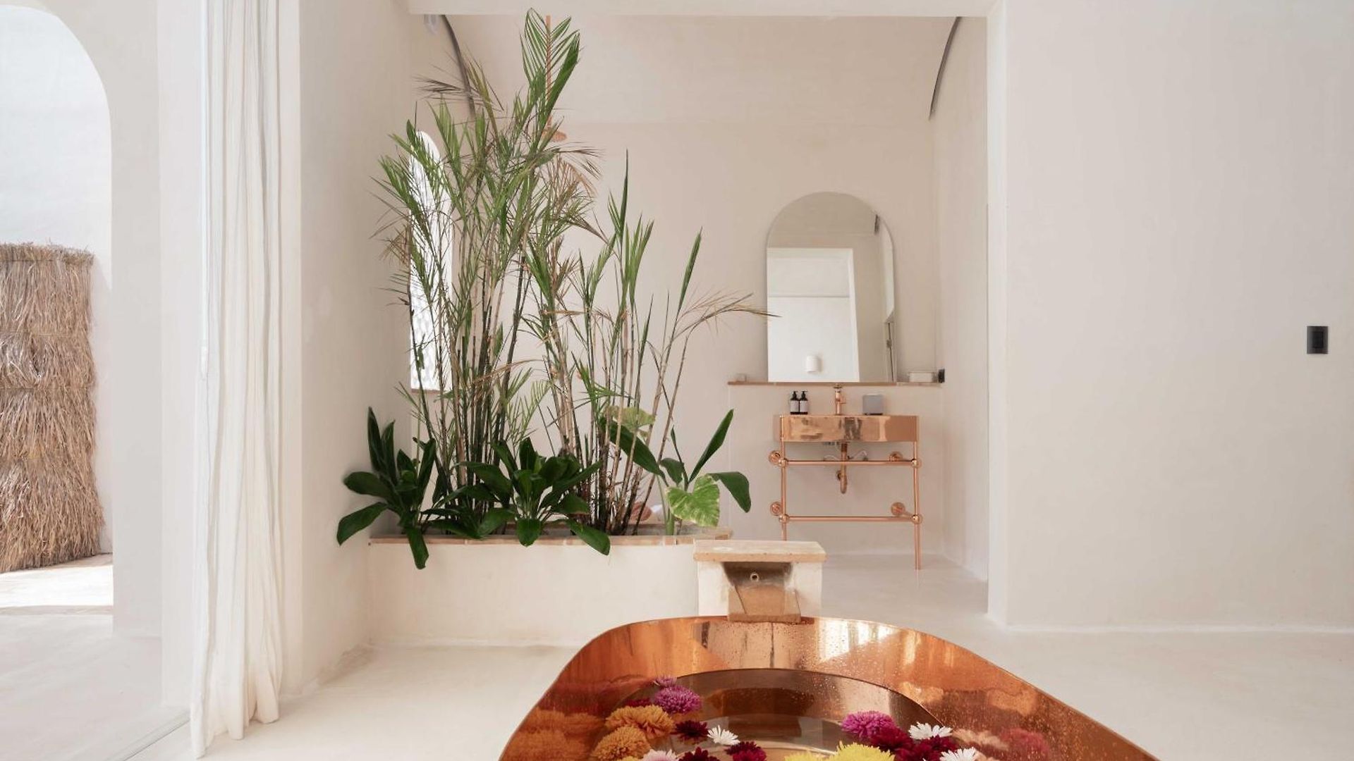 Anat Tantric Boutique 5*