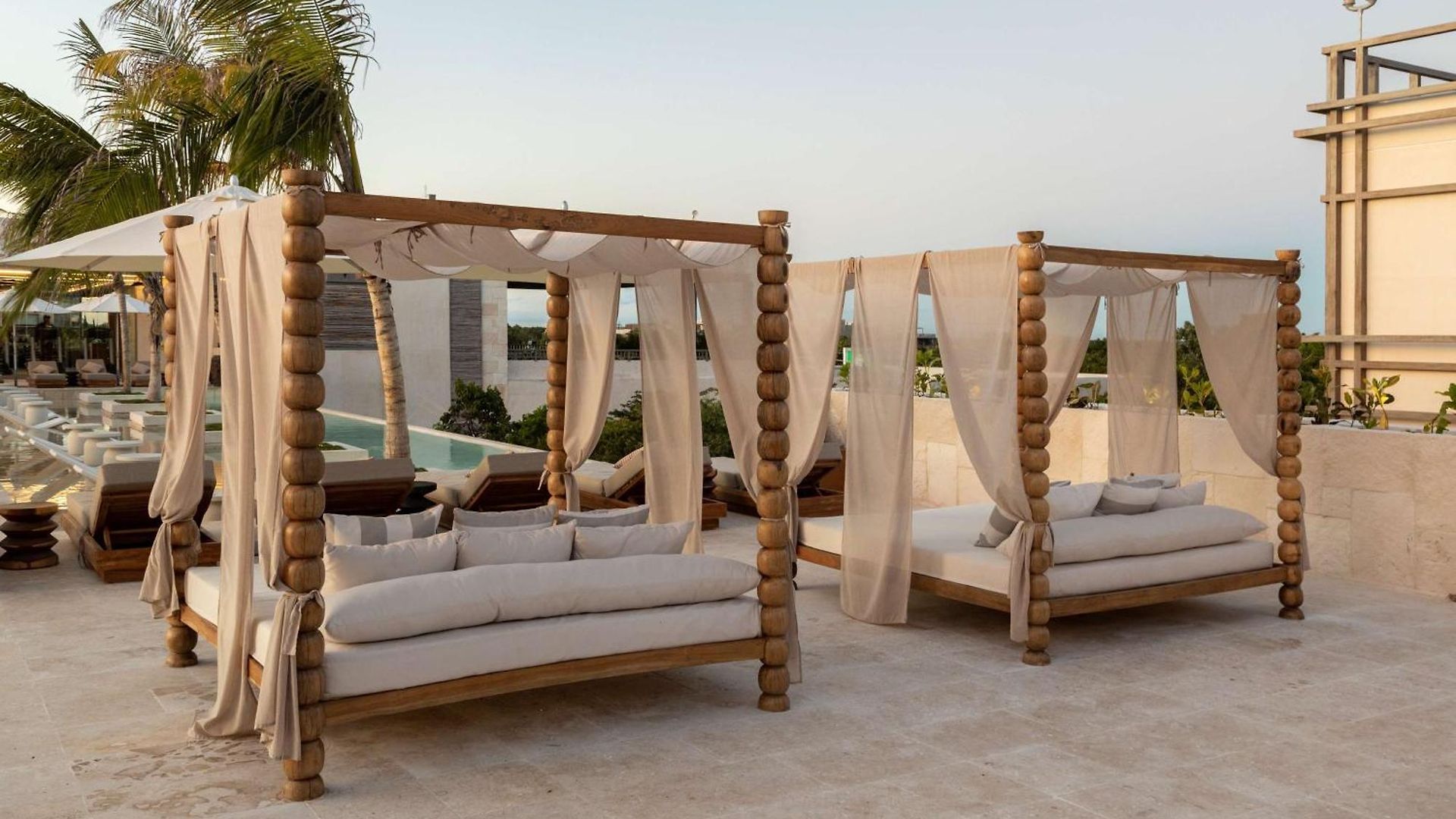 Motto By Hilton 4*