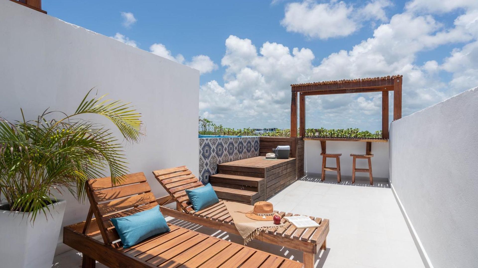 Sunsetviewph+privpool+near Beach&town+rooftop+50mb *