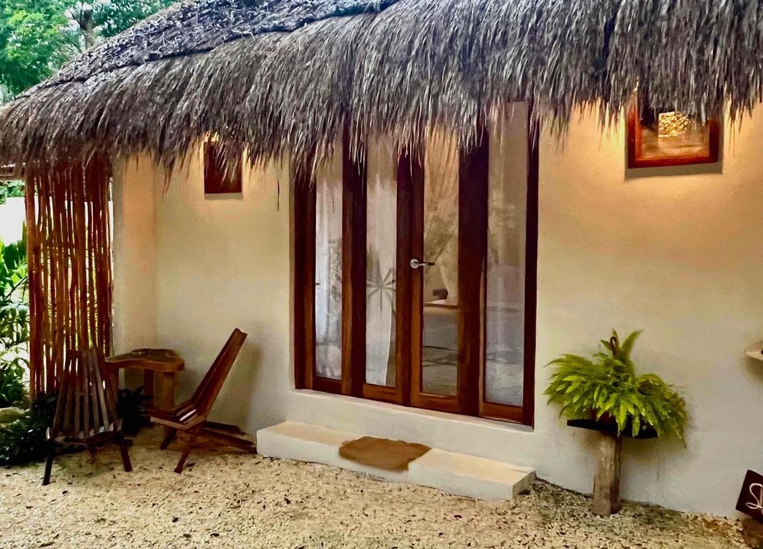 Tzunum Jade Lodge *