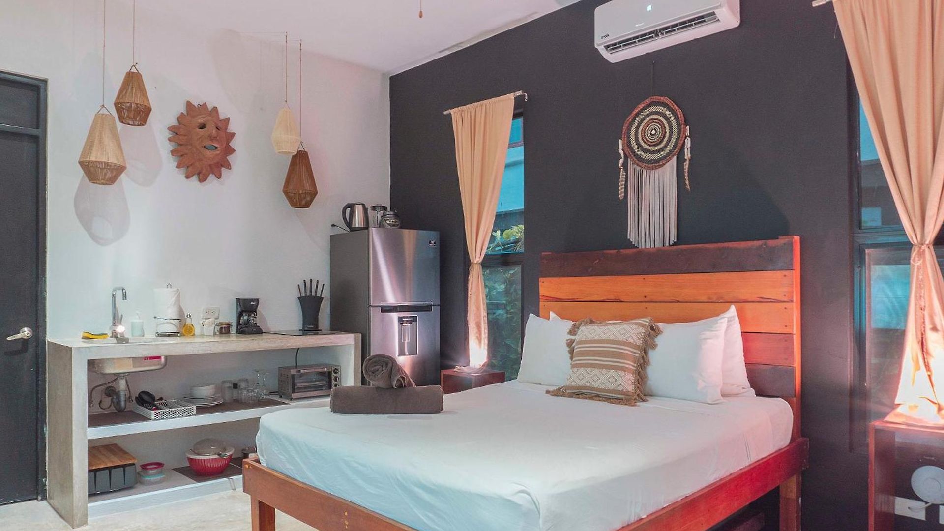 Aparthotel Naats Amigos