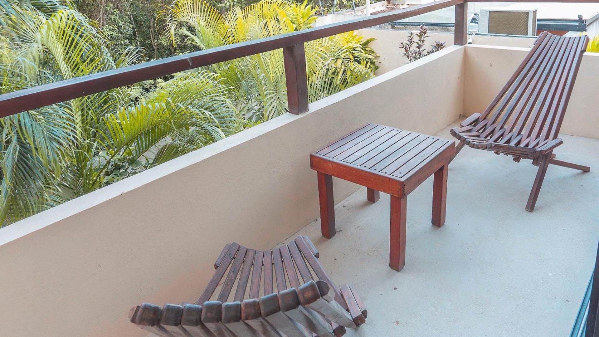 Aparthotel Naats Amigos 3*
