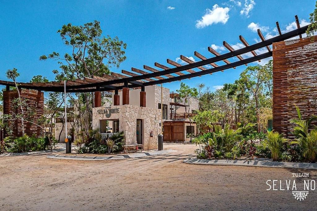Private Rooftop Penthouse With Pool, Bbq & Jungle View Tulum