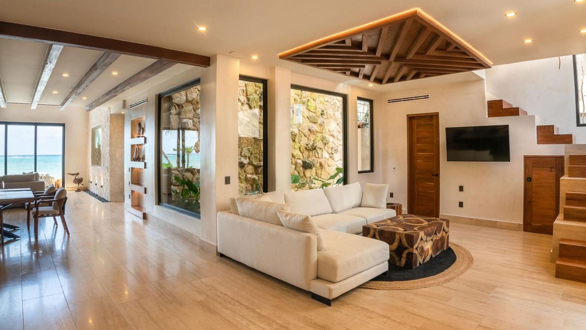 Tulumar Beachfront Luxury Villa- Full Service *