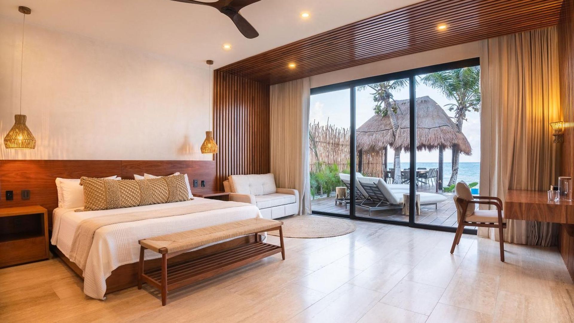 Villa Tulumar Beachfront Luxury Villa- Full Service *