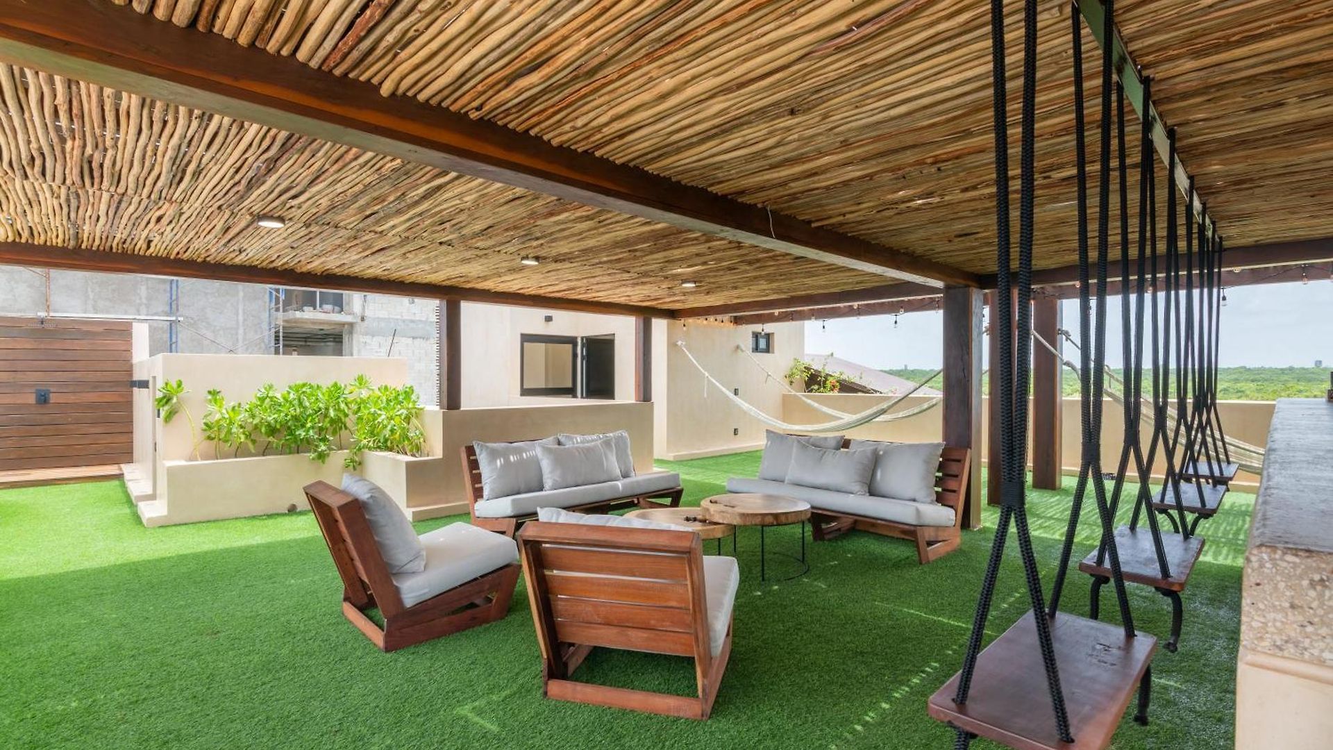 Tulumar Beachfront Luxury Villa- Full Service Villa