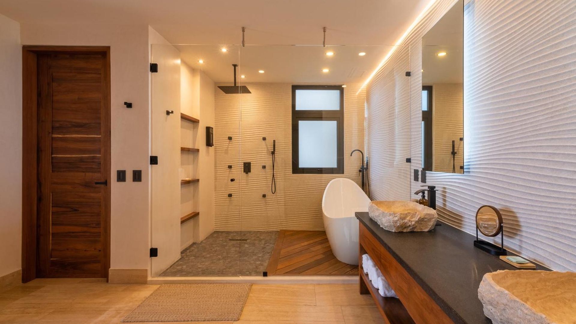 Tulumar Beachfront Luxury Villa- Full Service Villa *