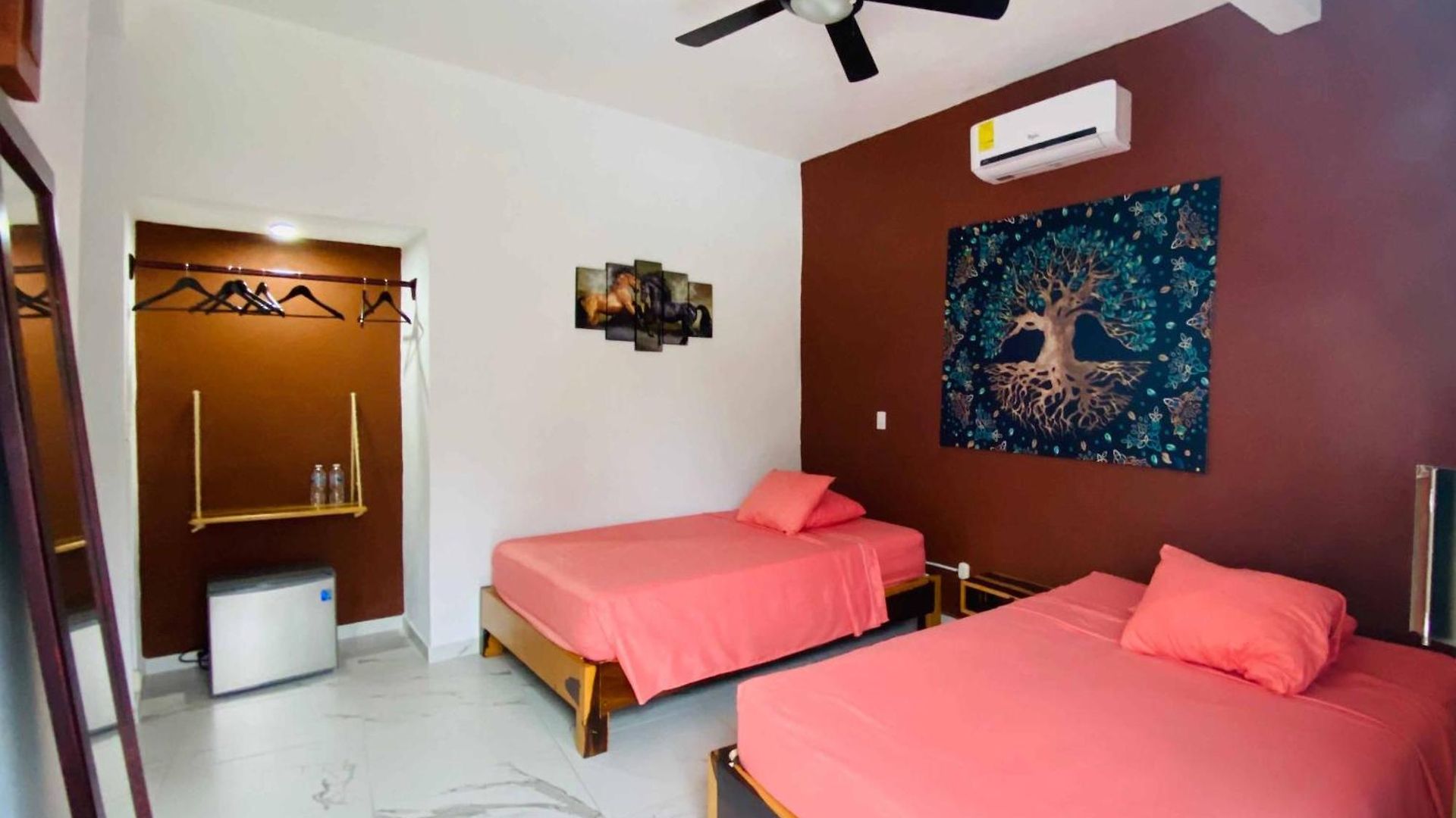 Howlita - Adult Only Hotel 3*
