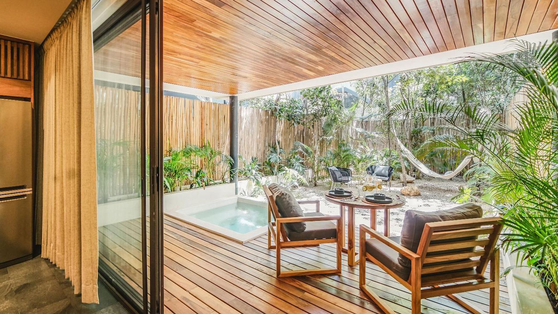 Tropical Oasis With Plunge Pool & Peaceful Garden - Mira Luna 131c Apartamento *